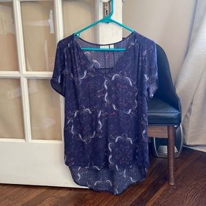 Hinge lightweight top